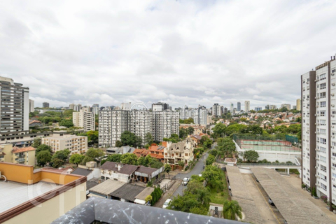 Image 53 - 1003040