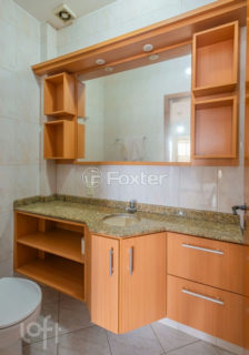 Image 31 - 1003196