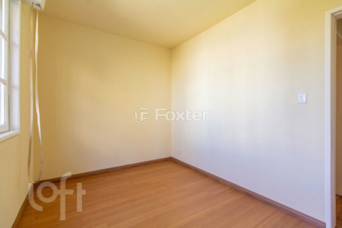 Image 12 - 1003273
