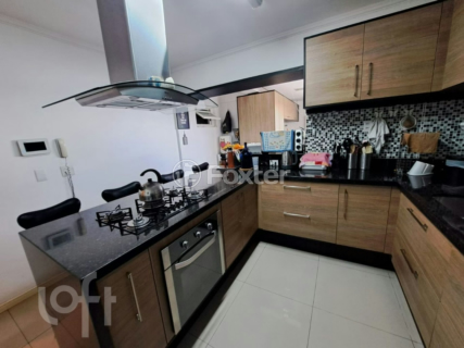 Image 4 - 1003289