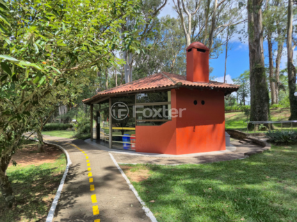 Image 33 - 1003302