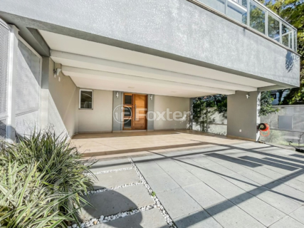 Image 31 - 1003324