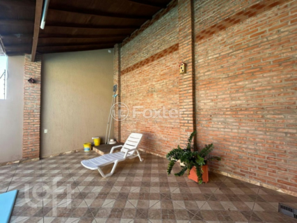 Image 70 - 1003405