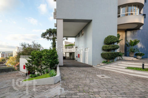 Image 81 - 1003412