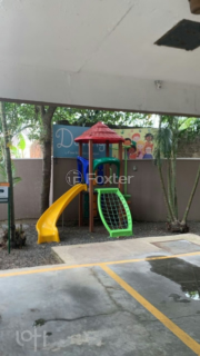 Image 35 - 1003425