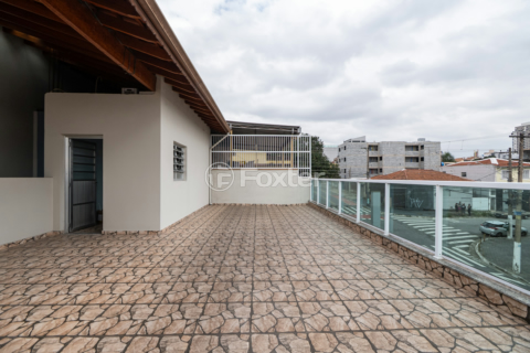 Image 31 - 1003434