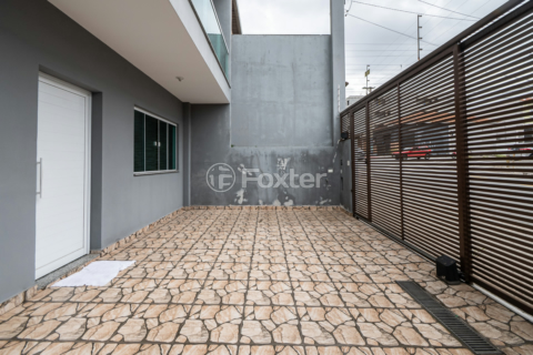 Image 38 - 1003434
