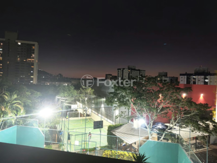 Image 26 - 1003489