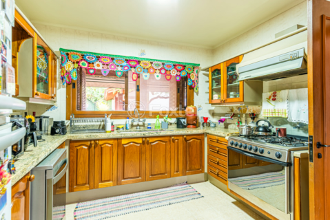 Image 20 - 1003560