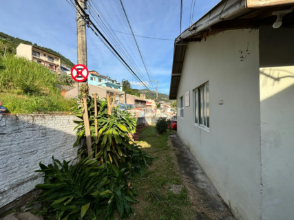 Image 8 - 1003591