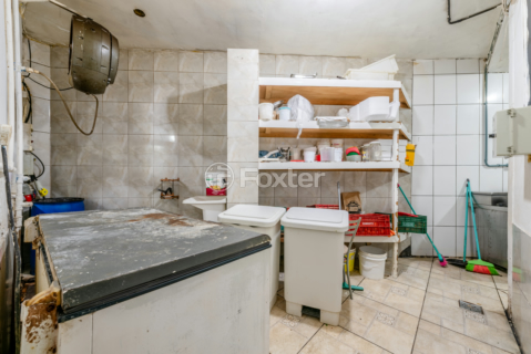 Image 35 - 1003592