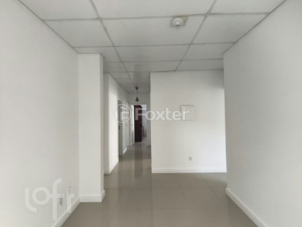 Image 5 - 1003605