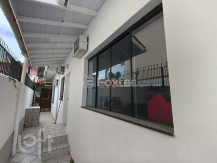 Image 42 - 1003605