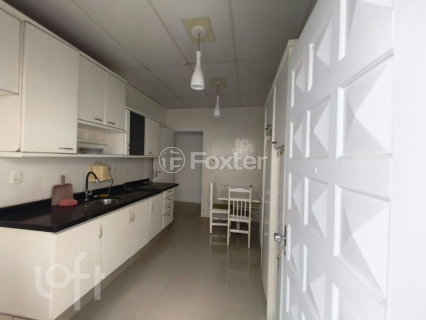 Image 4 - 1003605
