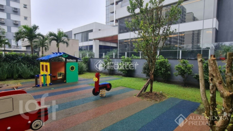 Image 35 - 1003608