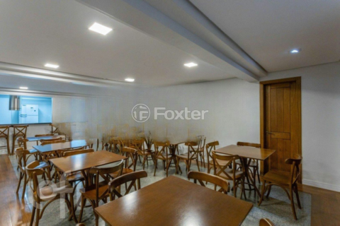 Image 39 - 1003707
