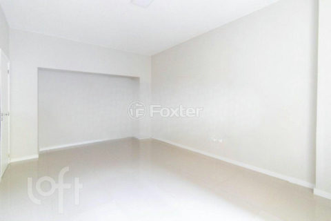 Image 25 - 1003744