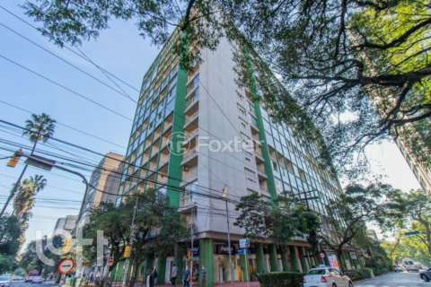 Image 27 - 1003744