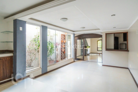 Image 30 - 1003799