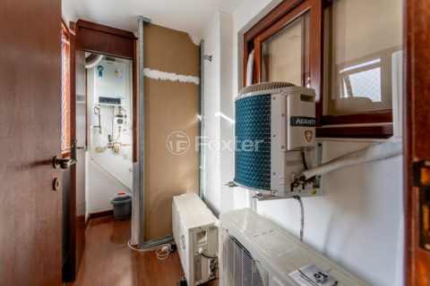 Image 35 - 1003854