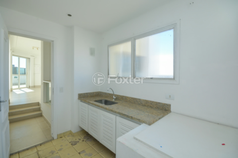 Image 38 - 1003934