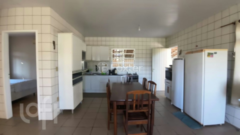 Image 6 - 1003986