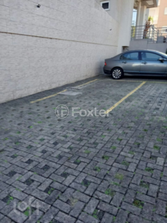 Image 22 - 1004002