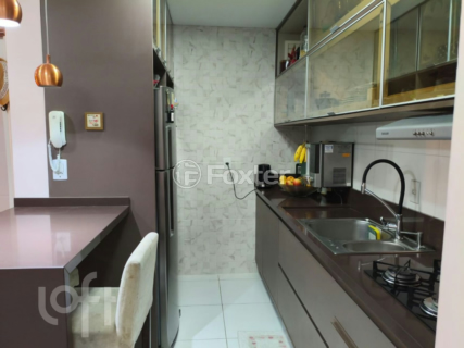 Image 36 - 1004002