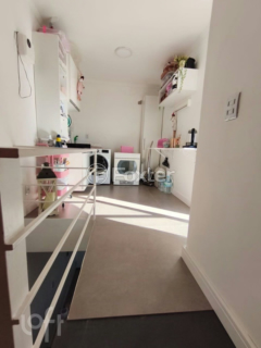 Image 7 - 1004125