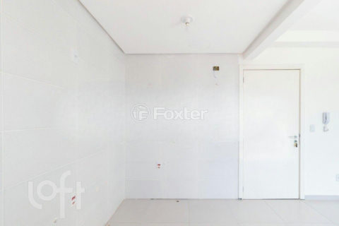 Image 4 - 1004166