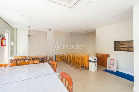 Image 41 - 1004327