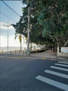 Image 2 - 1004350