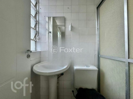 Image 35 - 1004373