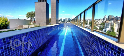 Image 4 - 1004385