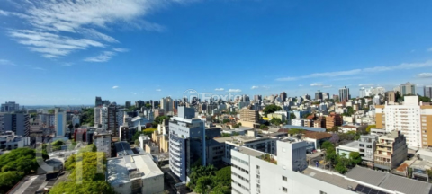 Image 8 - 1004385