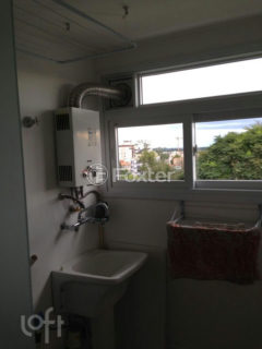 Image 12 - 1004482