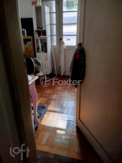 Image 4 - 1004492