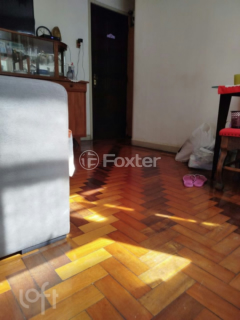 Image 8 - 1004492