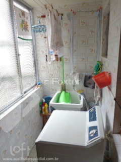 Image 23 - 1004498