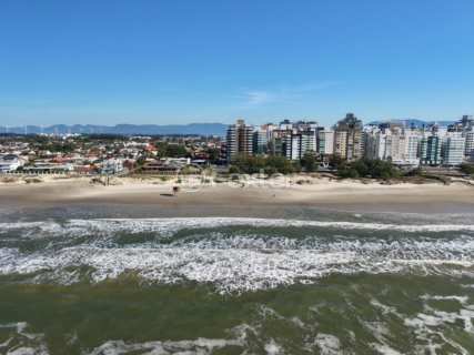 Image 26 - 1004585