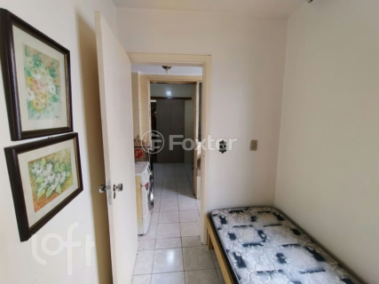 Image 32 - 1004634