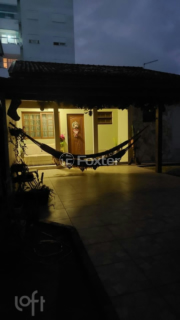 Image 17 - 1004654