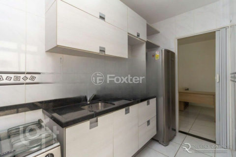 Image 4 - 1004664