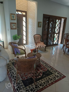 Image 13 - 1004677