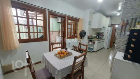 Image 8 - 1004720