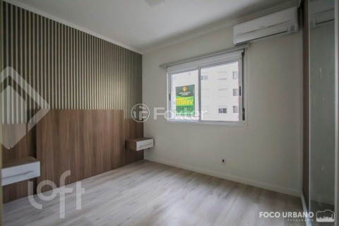 Image 6 - 1004732