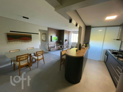 Image 1 - 1004739