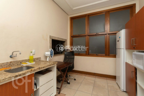 Image 31 - 1004789