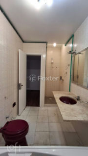 Image 31 - 1004792