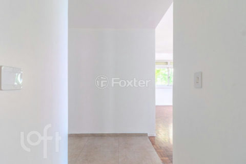 Image 63 - 1004792
